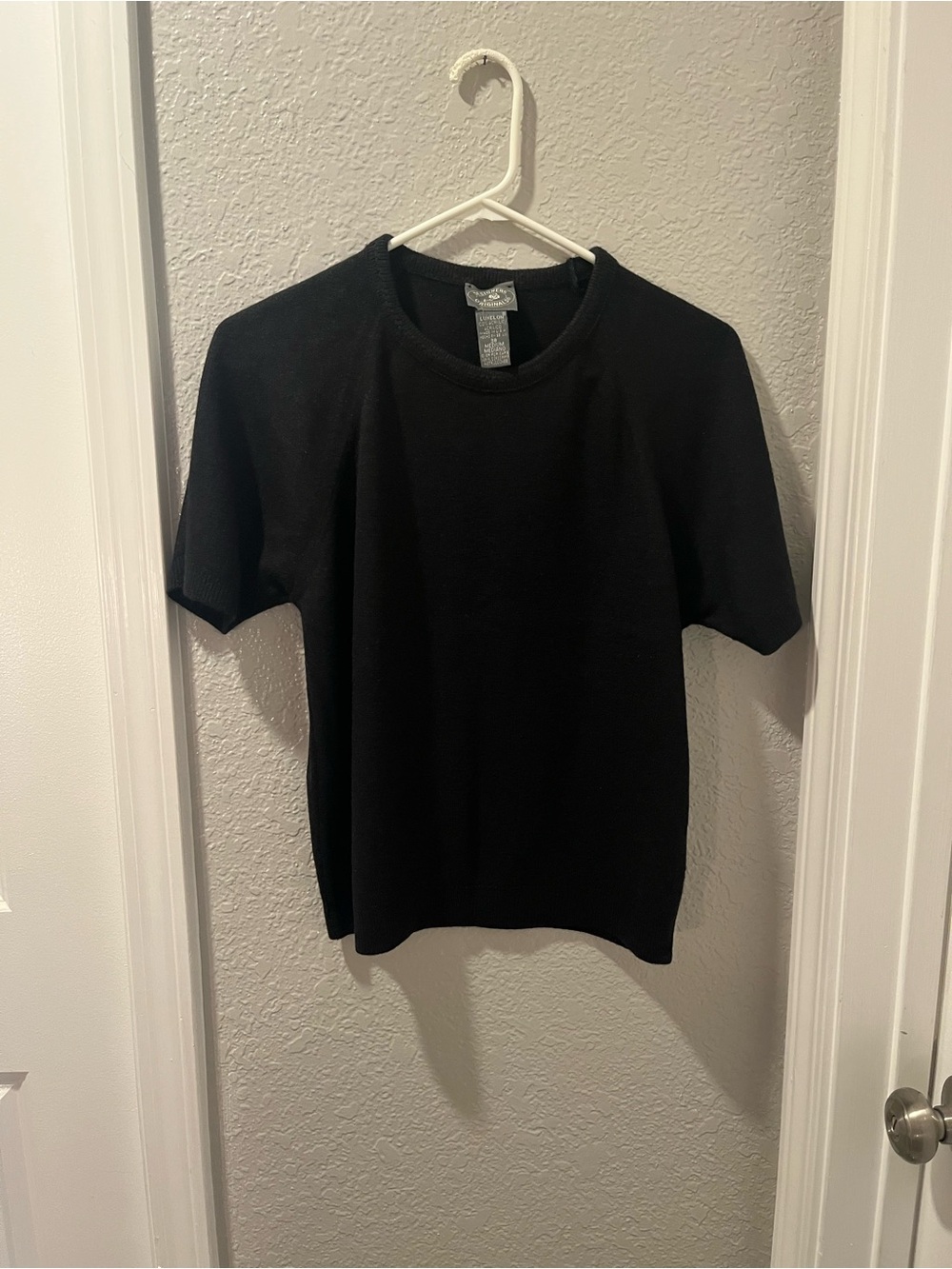Designer Originals Black Short Sleeve Knit Top